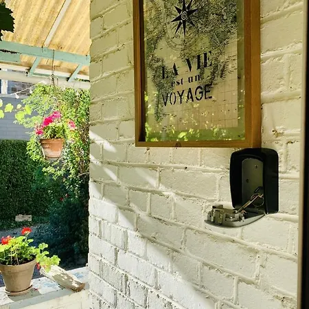Gîte: À la courbe du fleuve Godinne Extérieur photo