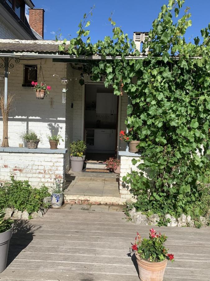 Gîte: à La Courbe Du Fleuve